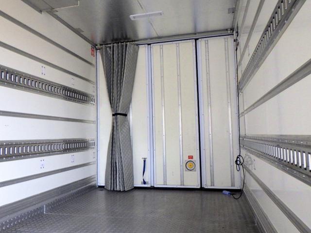 エルフトラック 冷凍冷蔵車 2トン ワイドロング マイナス30℃設定 スタンバイ 左スライドドア 格納P/Gリモコン付き(9枚目)