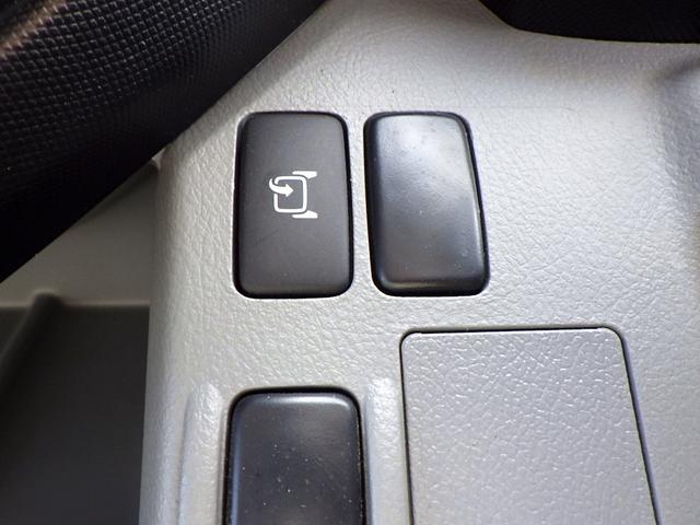 デュトロ 2トン 平ボディー ワイドロング 床板張り 全低床 埋込フック3対 左右アオリバランサー LEDヘッドライト 左右天井コンソール 純正ラジオ Bluetooth USB AUX ETC 保証書 6MT(20枚目)