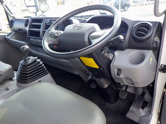 デュトロ 2トン 平ボディー ワイドロング 床板張り 全低床 埋込フック3対 左右アオリバランサー LEDヘッドライト 左右天井コンソール 純正ラジオ Bluetooth USB AUX ETC 保証書 6MT(22枚目)