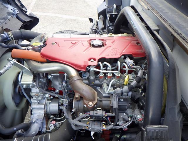 デュトロ 2トン 平ボディー ワイドロング 床板張り 全低床 埋込フック3対 左右アオリバランサー LEDヘッドライト 左右天井コンソール 純正ラジオ Bluetooth USB AUX ETC 保証書 6MT(36枚目)