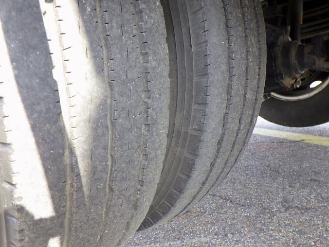 デュトロ 高所作業車 12m 鉄バケット フロント収納式 作業床高さ11.9m 積載荷重200kg アワメーター1736h 坂道発進補助装置 電動パーキングブレーキ 左電格ミラー ETC 3人乗 5MT(31枚目)