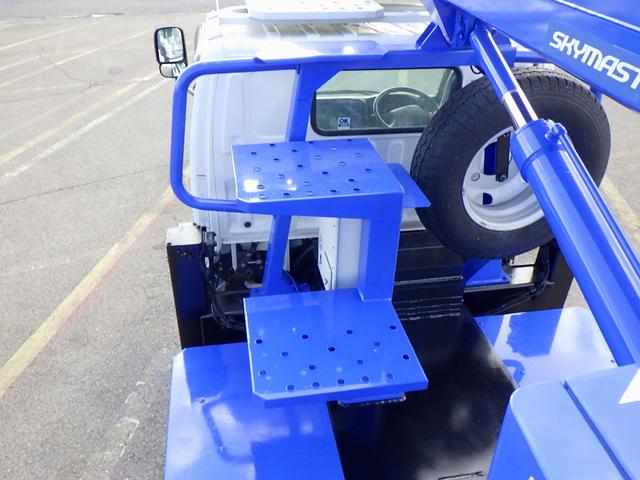 デュトロ 高所作業車 12m 鉄バケット フロント収納式 作業床高さ11.9m 積載荷重200kg アワメーター1736h 坂道発進補助装置 電動パーキングブレーキ 左電格ミラー ETC 3人乗 5MT(37枚目)