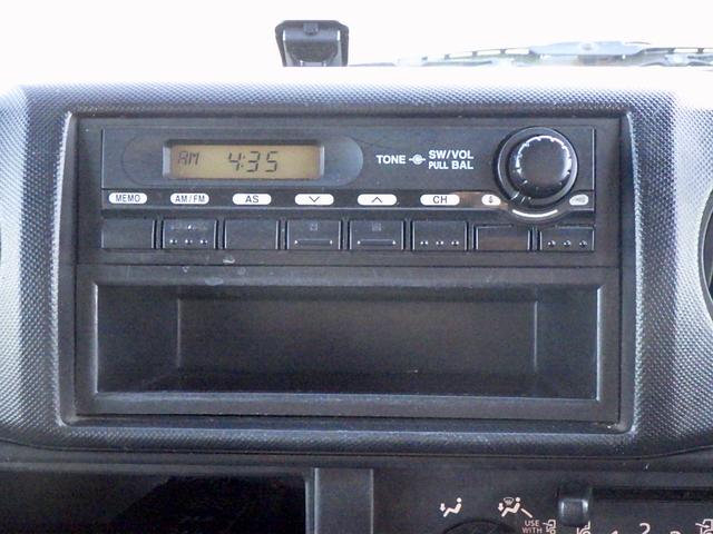 トヨエース 2トン ルートバン ジャストロー 絶版車 両側スライドドア リアWタイヤ 両側電格ミラー 横滑防止装置 純正ラジオ ETC キーレス 保証書 取説 2000kg 3人乗 5MT(23枚目)