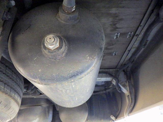 コースター 　バス　ＥＸ　ロング　２９人乗　Ｈｉルーフ　総輪エアサス　自動スイングドア　リアワイパー＆デフォガ　ルーフスポイラー　電動ルームミラー　リクライニングシート　荷物棚　ＬＥＤヘッド　ナビ　Ｂカメラ　６ＭＴ（38枚目）