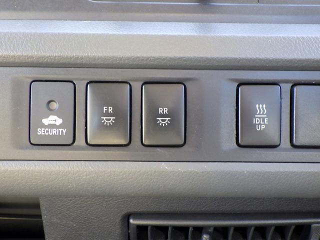 コースター ロングＬＸ　マイクロバス　ロング　ＬＸグレード　２９人乗り　自動スイングドア　リクライニングシート　正席３点シートベルト　右側荷物棚　衝突軽減ブレーキ　車線逸脱警報　デジタル時計　ナビ・ＴＶ　バックカメラ　ＡＴ（31枚目）