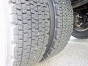 　３．５５トン　平ボディー　アルミＨｉブロック　ワイド幅　５８０ボディ　エアロルーフラック　荷台床ステンレス張り　衝突軽減ブレーキ　バックモニター　横滑り防止装置　ＥＴＣ　３５５０ｋｇ　６ＭＴ（28枚目）