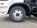 　３．５トン　アームロール　脱着装置付きコンテナ専用車　ラダー付きバックステージ　衝突軽減ブレーキ　車線逸脱警報　横滑り防止装置　クルーズコントロール　ミラーヒーター　３５００ｋｇ　６ＭＴ（25枚目）