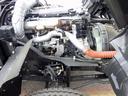 　３．５トン　アームロール　脱着装置付きコンテナ専用車　ラダー付きバックステージ　衝突軽減ブレーキ　車線逸脱警報　横滑り防止装置　クルーズコントロール　ミラーヒーター　３５００ｋｇ　６ＭＴ（29枚目）