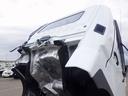 　３．５トン　アームロール　脱着装置付きコンテナ専用車　ラダー付きバックステージ　衝突軽減ブレーキ　車線逸脱警報　横滑り防止装置　クルーズコントロール　ミラーヒーター　３５００ｋｇ　６ＭＴ（43枚目）