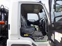 　３．５トン　アームロール　脱着装置付きコンテナ専用車　ラダー付きバックステージ　衝突軽減ブレーキ　車線逸脱警報　横滑り防止装置　クルーズコントロール　ミラーヒーター　３５００ｋｇ　６ＭＴ（44枚目）
