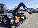 　８トン　脱着装置付コンテナ専用車　増トン　ベッド付き　新明和アームロール　コンテナ用コボレーン接続カプラ　キャブバックステージ　衝突軽減ブレーキ　車線逸脱警報　運転席シートヒーター　８０００ｋｇ　ＡＴ（34枚目）