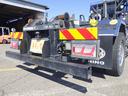 　８トン　脱着装置付コンテナ専用車　増トン　ベッド付き　新明和アームロール　コンテナ用コボレーン接続カプラ　キャブバックステージ　衝突軽減ブレーキ　車線逸脱警報　運転席シートヒーター　８０００ｋｇ　ＡＴ（42枚目）