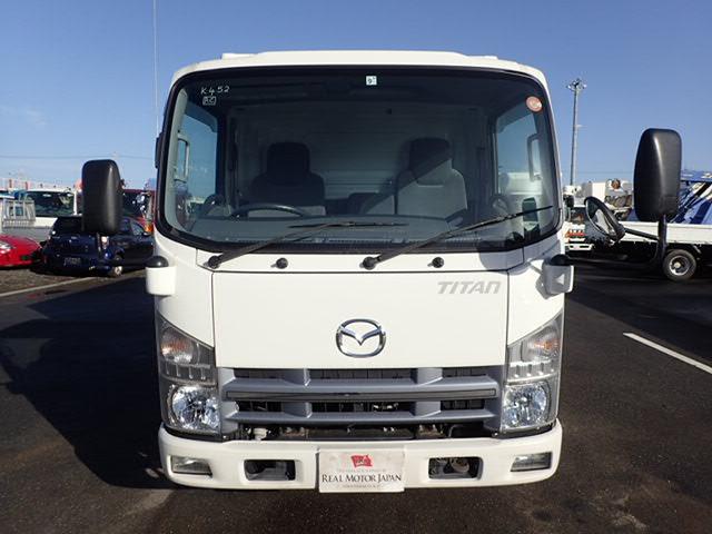 保冷バン 2トン 6MT パワーゲート セミロング ターボ付(2枚目)