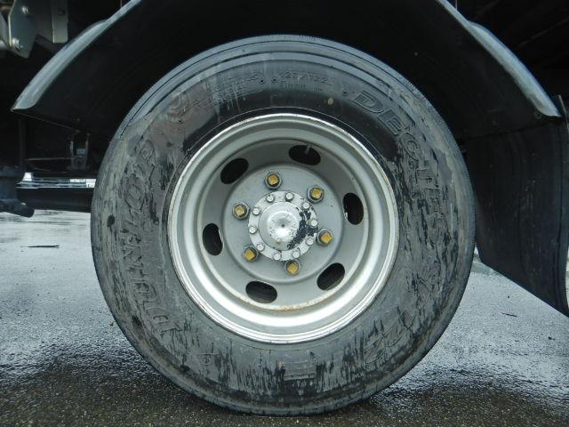 平ボディ 4トン ロング 3方開 荷台床板張り 6MT(12枚目)
