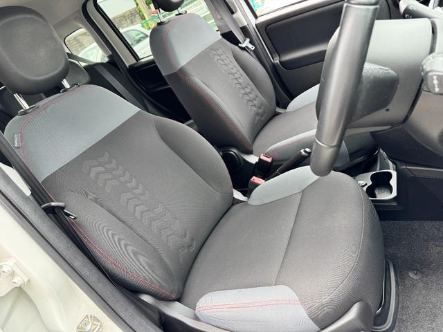 パンダ イージー　禁煙車　ＣＵＲＴルーフキャリア　デュアロジックユニット新品交換　クラッチ　フライホイール交換整備付　３６０度ドライブレコーダー　ＰＩＡＡ製ＬＥＤヘッドライト　ＵＳＢ入力対応　ボディコーティング施工付！（26枚目）