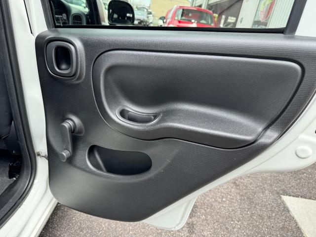 パンダ イージー　禁煙車　ＣＵＲＴルーフキャリア　デュアロジックユニット新品交換　クラッチ　フライホイール交換整備付　３６０度ドライブレコーダー　ＰＩＡＡ製ＬＥＤヘッドライト　ＵＳＢ入力対応　ボディコーティング施工付！（32枚目）