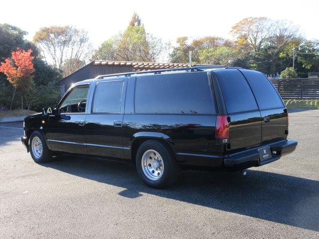 シボレーサバーバン ベースグレード　新車並行車　１オーナー　実走行６５３００マイル　４５４ビックブロックエンジン７．４Ｌ　カーファックス付き　同色ブラックＮＥＷペイント　１ナンバー登録　ローダウンＣノッチ　社外ＡＷ　ベンチシート（3枚目）