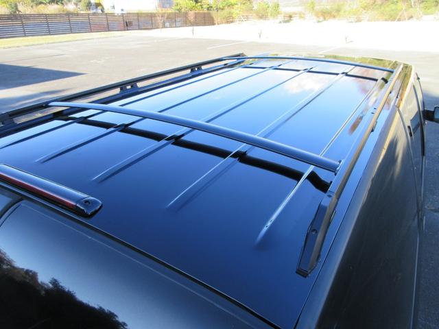 シボレーサバーバン ベースグレード　新車並行車　１オーナー　実走行６５３００マイル　４５４ビックブロックエンジン７．４Ｌ　カーファックス付き　同色ブラックＮＥＷペイント　１ナンバー登録　ローダウンＣノッチ　社外ＡＷ　ベンチシート（15枚目）