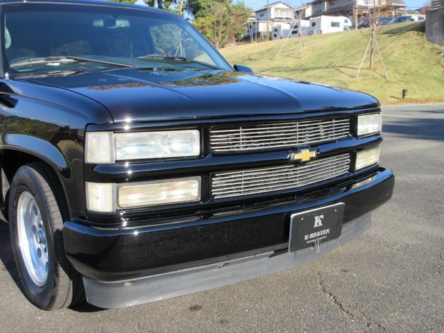 シボレーサバーバン ベースグレード　新車並行車　１オーナー　実走行６５３００マイル　４５４ビックブロックエンジン７．４Ｌ　カーファックス付き　同色ブラックＮＥＷペイント　１ナンバー登録　ローダウンＣノッチ　社外ＡＷ　ベンチシート（20枚目）