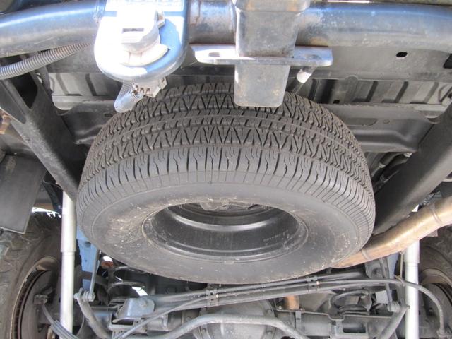 シボレーサバーバン ＬＴ　新車並行車　ＡＷＤ　カナダモデル実走行９２７００ｋｍ　オートチェック＆記録簿付き　１ナンバー登録　本皮シート　社外Ｍ／Ｔアルミ（32枚目）