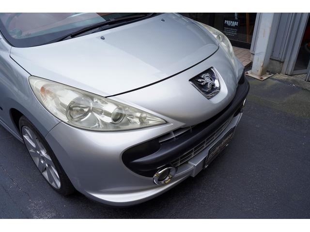 CC GT 5速ミッションターボ赤黒コンビレザーシートヒーター付カロッツェリアフルセグ地デジナビETCリアコーナーセンサー禁煙灰皿未使用17インチ電動オープンダッシュレザー張替え済サブウーファースピーカー付(59枚目)
