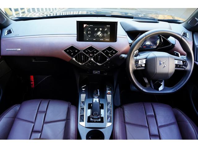 ＤＳ３クロスバック ラ　プルミエール　限定６０台ナッパレザーオペラインテリア禁煙ヘッドアップディスプレイＡｐｐｌｅＣａｒＰｌａｙＦＯＣＡＬ製ＨｉＦｉ１２スピーカーＬＥＤヘッドワイヤレス充電ドラレコレーダ探知機リアカメラセンサー衝突被害軽減（2枚目）