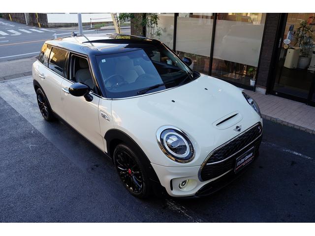 ＭＩＮＩ クーパーＳＤ　クラブマン　禁煙１オーナー本革シートヒーター付デジタルインナーミラードラレコ前後コーナーセンサＥＴＣナビＬＥＤアクティブクルーズコントロール電動パーキングスマートキー前後ディクセル低ダストパット断熱フィルム施工済（9枚目）