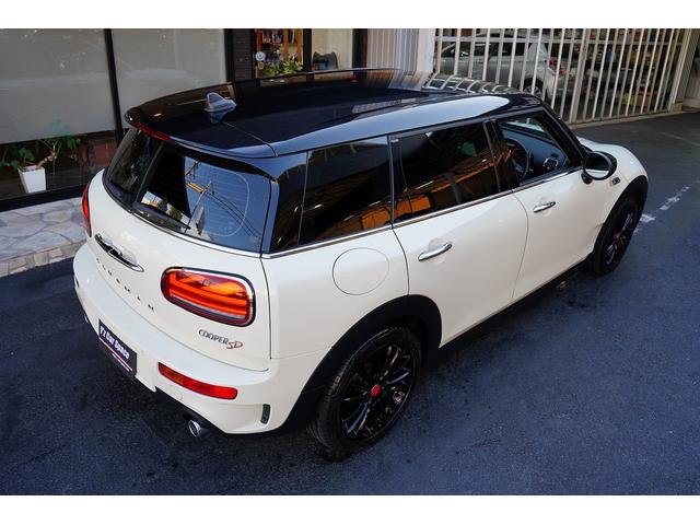 ＭＩＮＩ クーパーＳＤ　クラブマン　禁煙１オーナー本革シートヒーター付デジタルインナーミラードラレコ前後コーナーセンサＥＴＣナビＬＥＤアクティブクルーズコントロール電動パーキングスマートキー前後ディクセル低ダストパット断熱フィルム施工済（11枚目）