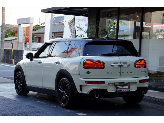 ＭＩＮＩ クーパーＳＤ　クラブマン　禁煙１オーナー本革シートヒーター付デジタルインナーミラードラレコ前後コーナーセンサＥＴＣナビＬＥＤアクティブクルーズコントロール電動パーキングスマートキー前後ディクセル低ダストパット断熱フィルム施工済（20枚目）