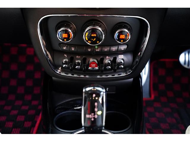 ＭＩＮＩ クーパーＳＤ　クラブマン　禁煙１オーナー本革シートヒーター付デジタルインナーミラードラレコ前後コーナーセンサＥＴＣナビＬＥＤアクティブクルーズコントロール電動パーキングスマートキー前後ディクセル低ダストパット断熱フィルム施工済（47枚目）