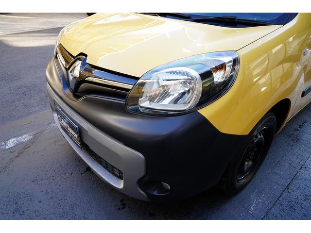 カングー ラ・ポスト　限定車１オーナー禁煙ＴＶナビ後席モニターＥＴＣバックカメラＢｌｕｅｔｏｏｔｈ助手席フラットシート床下収納オーバーヘッドコンソールオートエアコン観音開き後席トレイトリコロールライセンスカバー盗難防止（64枚目）