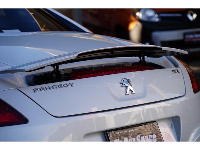 RCZ ベースグレード 左ハンドル6速ミッションターボ本革シート地デジナビETC前後コーナーセンサー禁煙クルーズコントロールシートヒーターヒルアシスト盗難防止ESP横滑防止アクティブリアスポ19インチアルミHIDオートライト(75枚目)