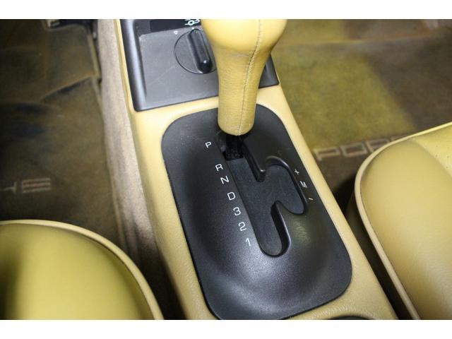 911カレラ2 964カブリオレ 希少車 ベージュレザーインテリア 電動オープンOK 取説 保証書完備(13枚目)