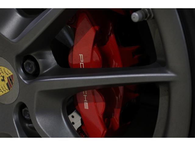 GTS 雨天未使用 スポーツクロノパッケージ アルミニウムパッケージ スポーツデザインステアリング スポーツエキゾーストシステム アルカンターラシート ウィンカー 5ターンシグナル(27枚目)