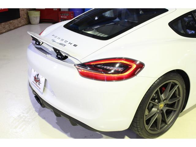 GTS 雨天未使用 スポーツクロノパッケージ アルミニウムパッケージ スポーツデザインステアリング スポーツエキゾーストシステム アルカンターラシート ウィンカー 5ターンシグナル(42枚目)