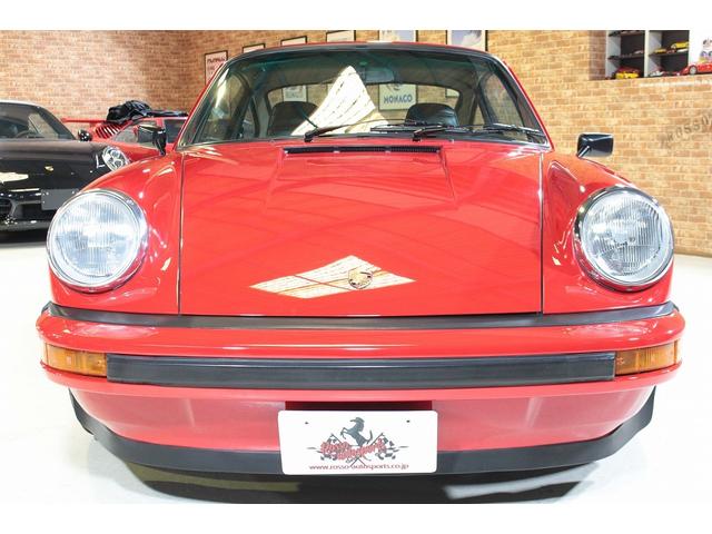 ９１１ ９１１ＳＣ　１９７８ｙ　３．０　正規ディーラー車　ベローズ付バンパー（ブラック）ＡＴＳ製１５インチアルミニウム鋳造ホイール　クロームメッキ加工ウィンドウフレーム　クロームメッキ加工ドアハンドル（2枚目）