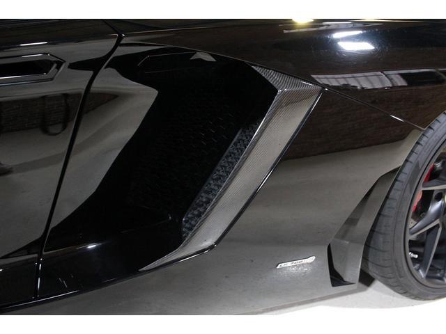 アヴェンタドール ＬＰ７００－４ロードスター　正規ディーラー車　バックカメラ　レッドブレーキキャリパー（30枚目）