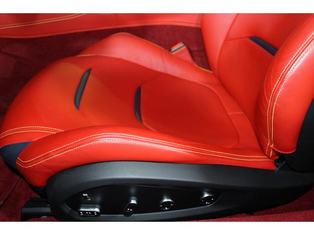 ＧＴＣ４ルッソ ベースグレード　正規ディーラー車グリジオイングリッド　ロッソレザー　パッセンジャーディスプレイ　サスペンションリフター　デュアルビュー・フロントパーキングカメラ（42枚目）