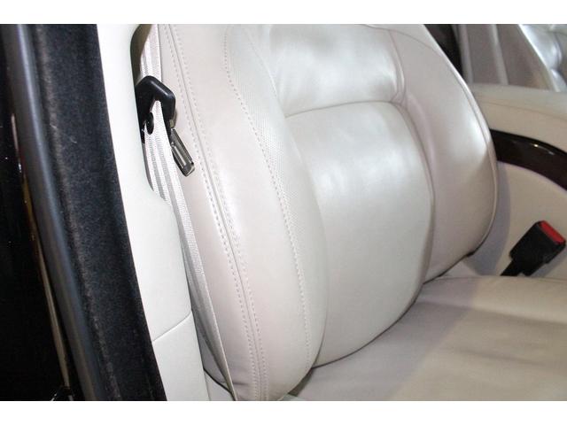 レンジローバー オートバイオグラフィー 後期モデル ピクセルLEDヘッドライト スライディングパノラミックルーフ ソフトドアクローズ MERIDIANサラウンドサウンドシステム テレインレスポンス2パーフォレイテッドセミアニリンレザーシート(35枚目)