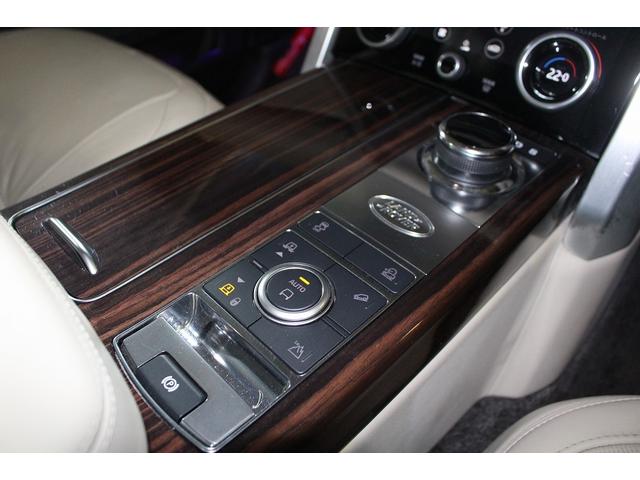 レンジローバー オートバイオグラフィー 後期モデル ピクセルLEDヘッドライト スライディングパノラミックルーフ ソフトドアクローズ MERIDIANサラウンドサウンドシステム テレインレスポンス2パーフォレイテッドセミアニリンレザーシート(48枚目)