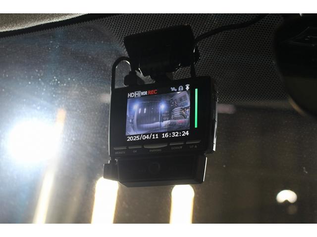 レンジローバー オートバイオグラフィー 後期モデル ピクセルLEDヘッドライト スライディングパノラミックルーフ ソフトドアクローズ MERIDIANサラウンドサウンドシステム テレインレスポンス2パーフォレイテッドセミアニリンレザーシート(49枚目)