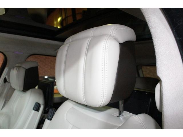 レンジローバー オートバイオグラフィー 後期モデル ピクセルLEDヘッドライト スライディングパノラミックルーフ ソフトドアクローズ MERIDIANサラウンドサウンドシステム テレインレスポンス2パーフォレイテッドセミアニリンレザーシート(53枚目)