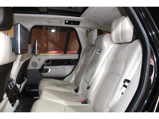 レンジローバー オートバイオグラフィー 後期モデル ピクセルLEDヘッドライト スライディングパノラミックルーフ ソフトドアクローズ MERIDIANサラウンドサウンドシステム テレインレスポンス2パーフォレイテッドセミアニリンレザーシート(54枚目)