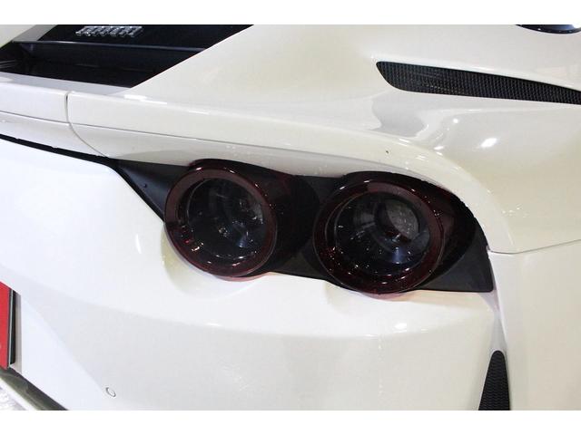 812スーパーファスト ベースグレード F1 DCT ・カーボンインテリア・オプションシート・ブリリアントマフラー・内装色レッド(9枚目)