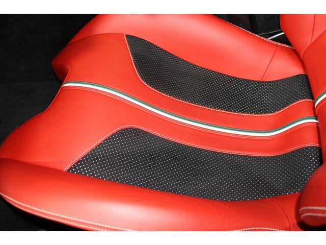 812スーパーファスト ベースグレード F1 DCT ・カーボンインテリア・オプションシート・ブリリアントマフラー・内装色レッド(46枚目)