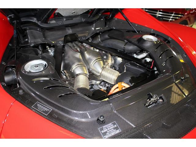 296GTB ベースグレード F1 DCT・カーボンエクステリア・ロッソコルサ・フロントリフター・エンジンルームカーボン(18枚目)