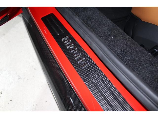 296GTB ベースグレード F1 DCT・カーボンエクステリア・ロッソコルサ・フロントリフター・エンジンルームカーボン(38枚目)