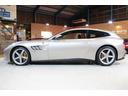 ＧＴＣ４ルッソ ベースグレード　正規ディーラー車グリジオイングリッド　ロッソレザー　パッセンジャーディスプレイ　サスペンションリフター　デュアルビュー・フロントパーキングカメラ（2枚目）