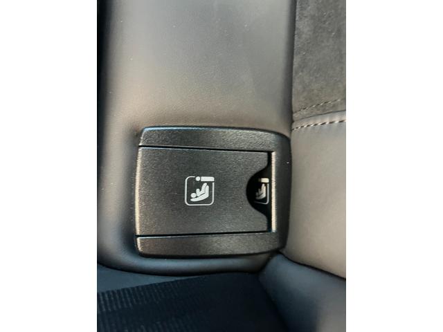 ステルヴィオ クアドリフォリオ　２．９リッター　Ｖ６ツインターボエンジン　４ＷＤ　５１０馬力（62枚目）