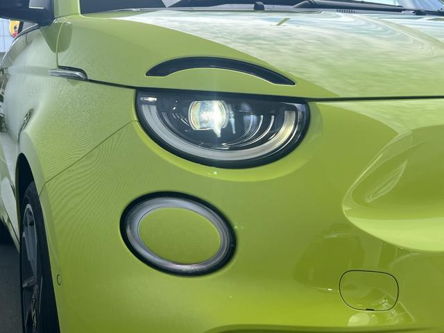 アバルト500e ツーリズモ ハッチバック 元デモカー(16枚目)